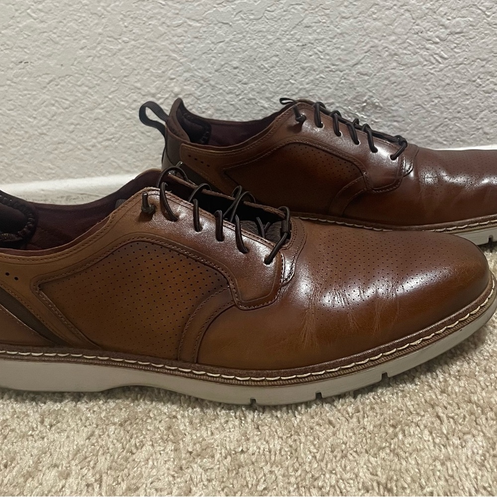Stacy Adams Tan Leather Oxfords